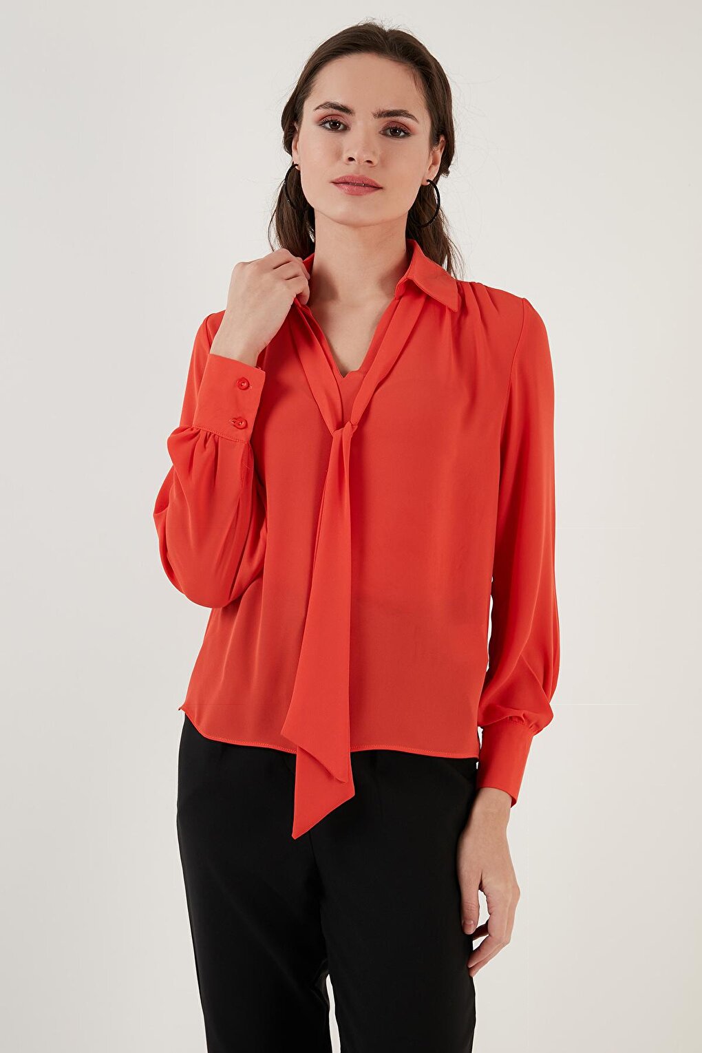 Tie Detailed V-Neck Chiffon Shirt 611BZ0047