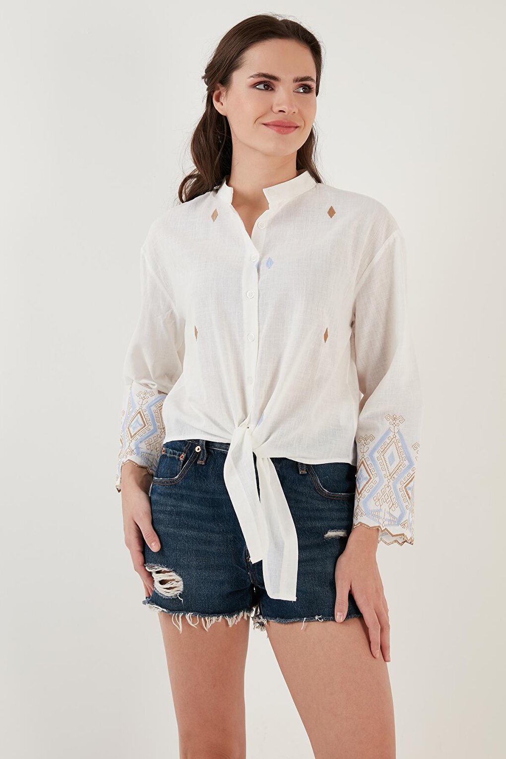 Cotton Embroidered Halter Collar Shirt 6110097