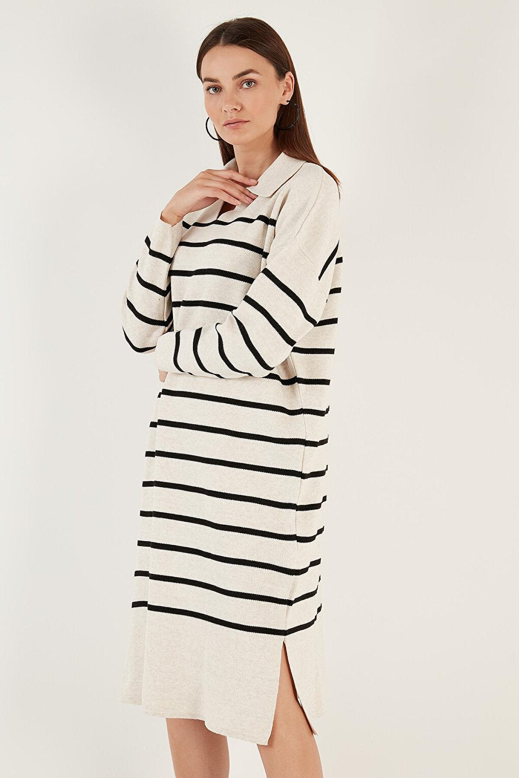 Striped Slit Polo Neck Knitwear Midi Dress 4615172