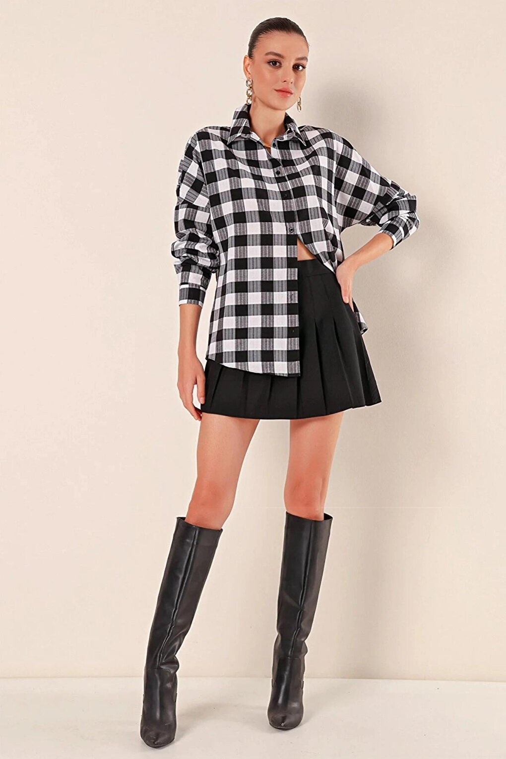 Women's Black White Plaid Shirt HZL22W-BD1201451