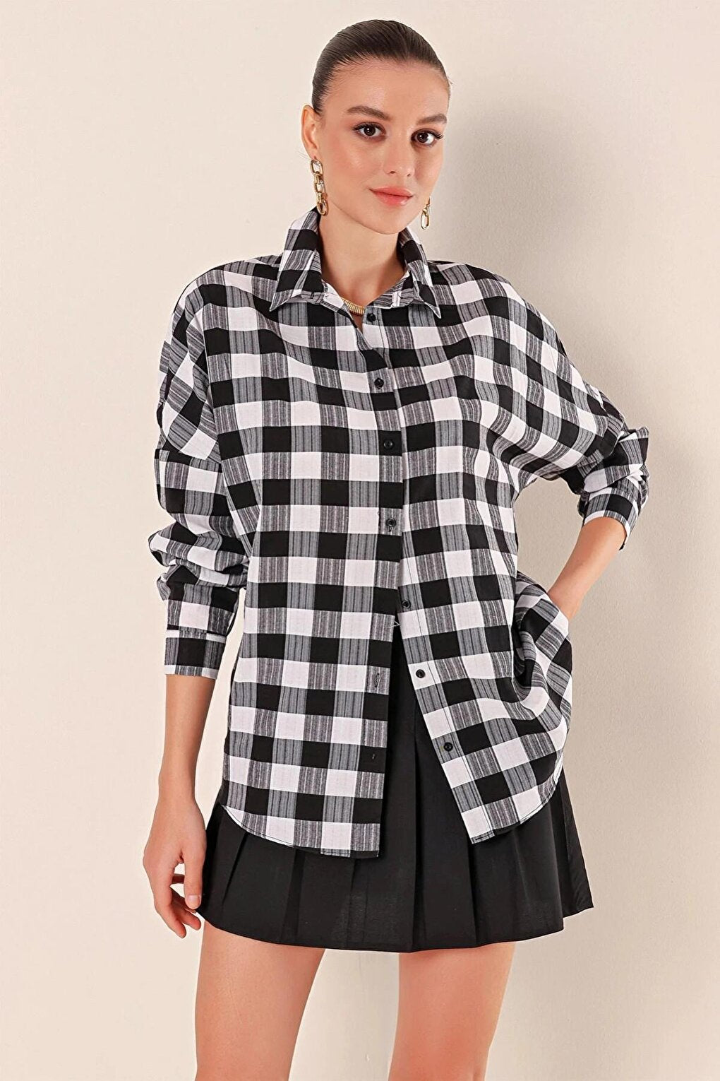 Women's Black White Plaid Shirt HZL22W-BD1201451