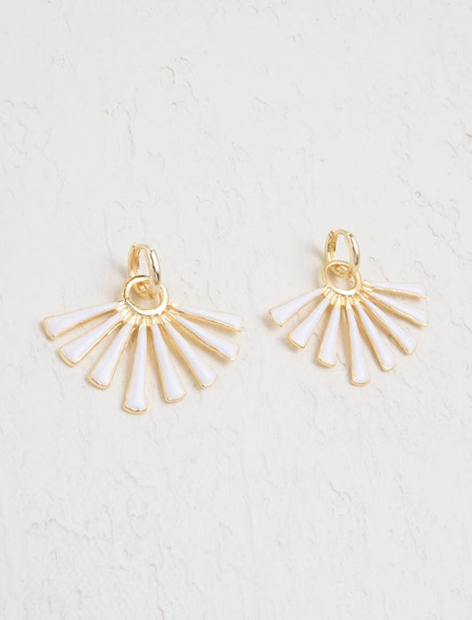 White Fan Figured Clip Earrings