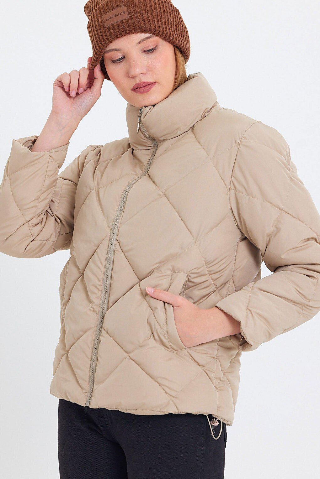 Comfortable Stand-Up Collar Puffer Jacket AD-K50424LNW