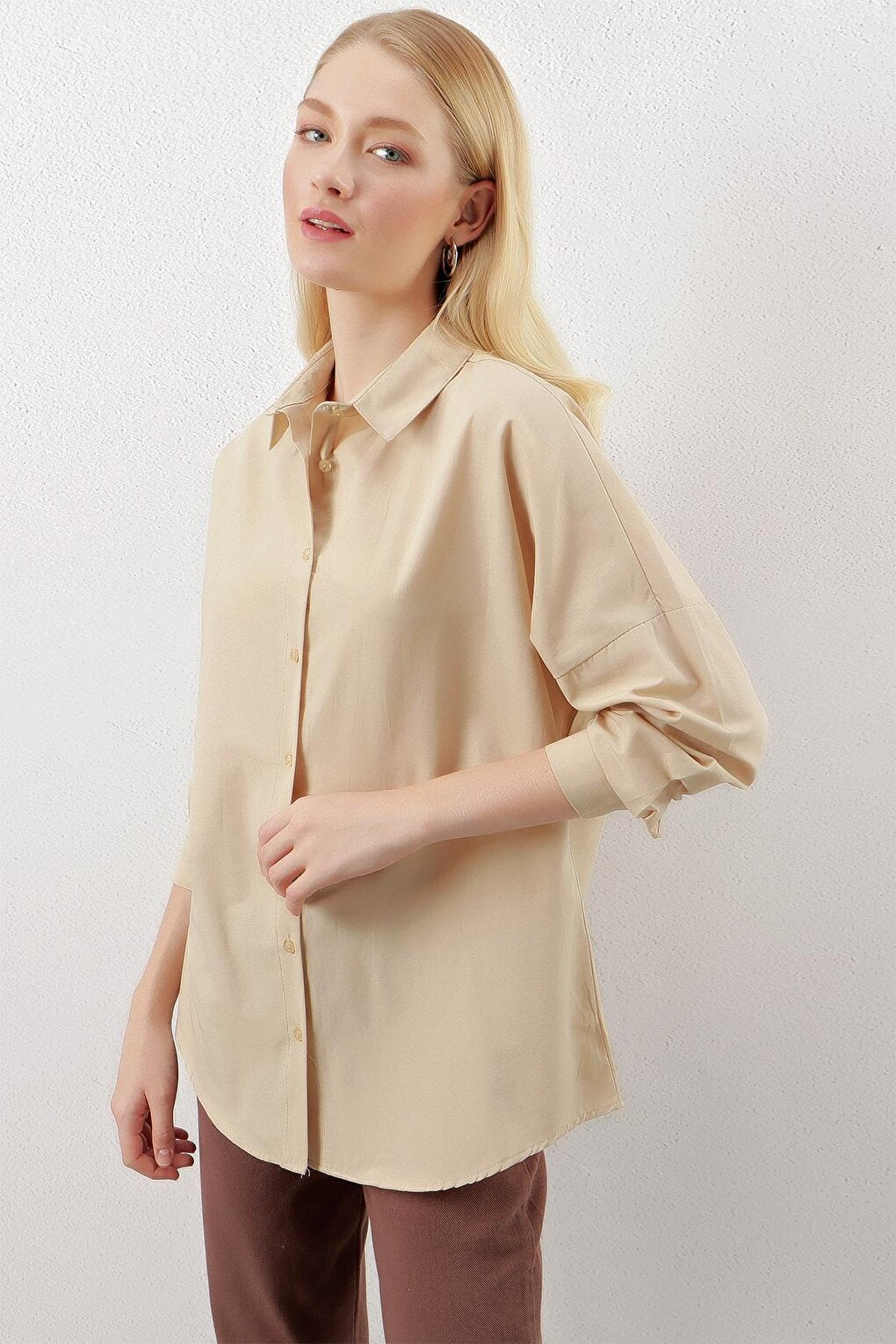 Beige Plain Plain Araboy Basic Oversize Shirt