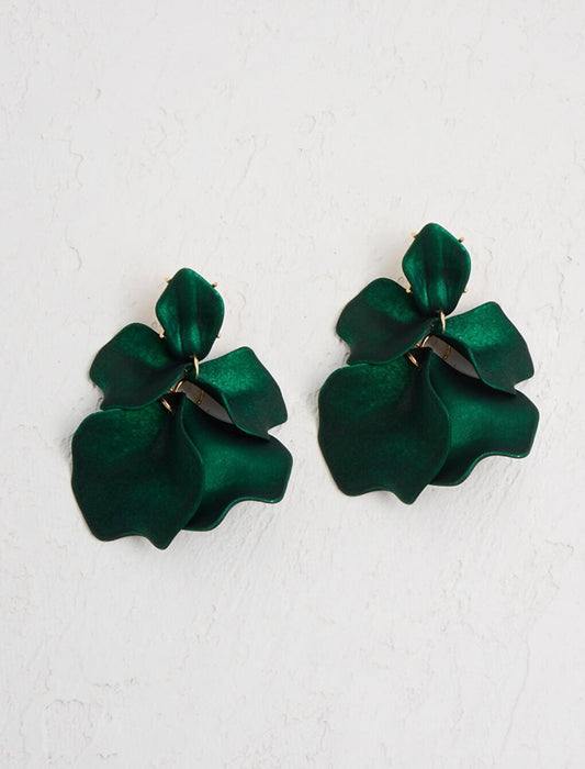 Stylish Earrings with Dark Green Leaf Figures