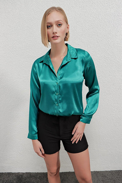 Women's Green Lightly Draped Satin Surface Shirt Hzl22w-bd139641