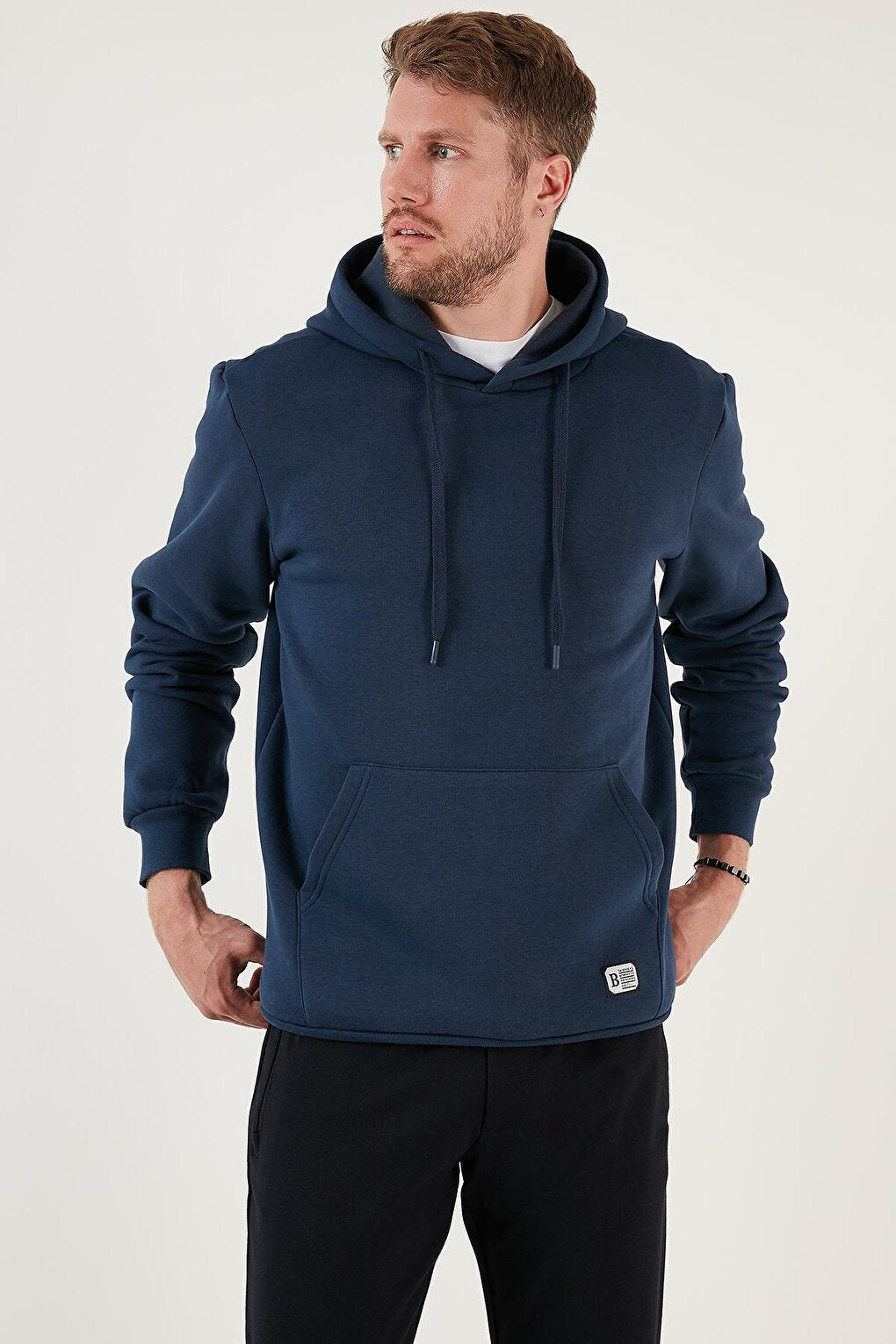 Slim Fit Hooded Kangaroo Pocket Soft Lined Sweatshirt 5905281