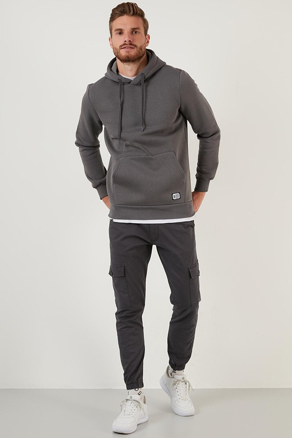 Slim Fit Hooded Kangaroo Pocket Soft Lined Sweatshirt 5905281