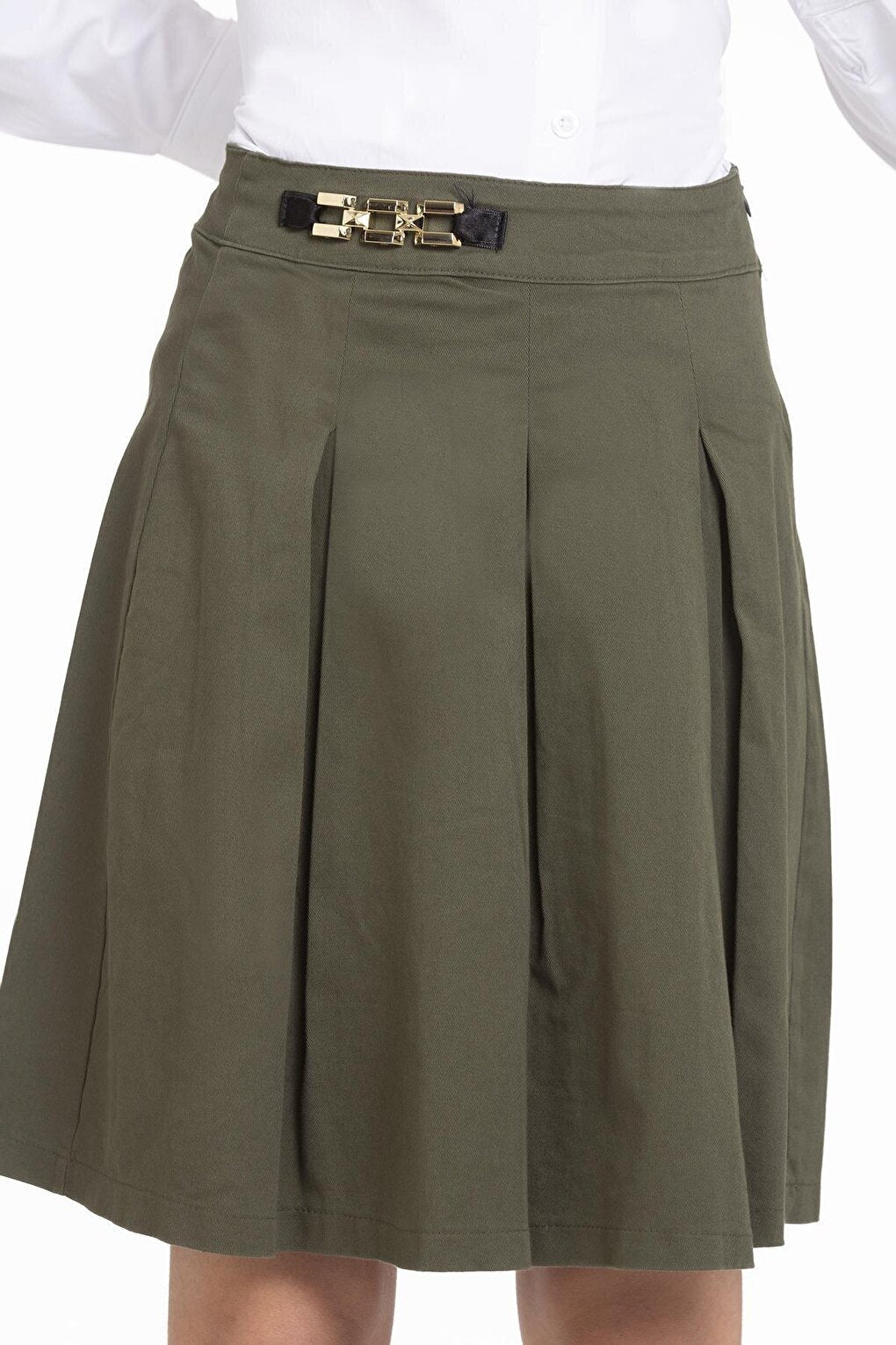 Girl's Pleated / Buckle Gabardine Skirt 9-14 Years Lx250