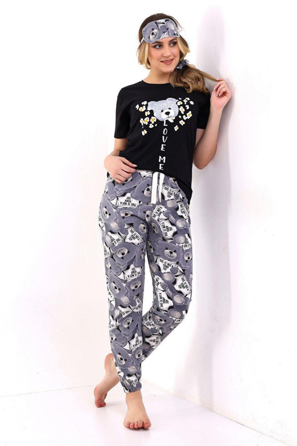 Black Sleep Banded Teddy Bear Daisy Printed Women's Short Sleeve Pajama Set