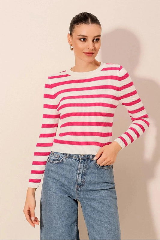 Women's Pink Striped Crew Neck Knitwear Sweater