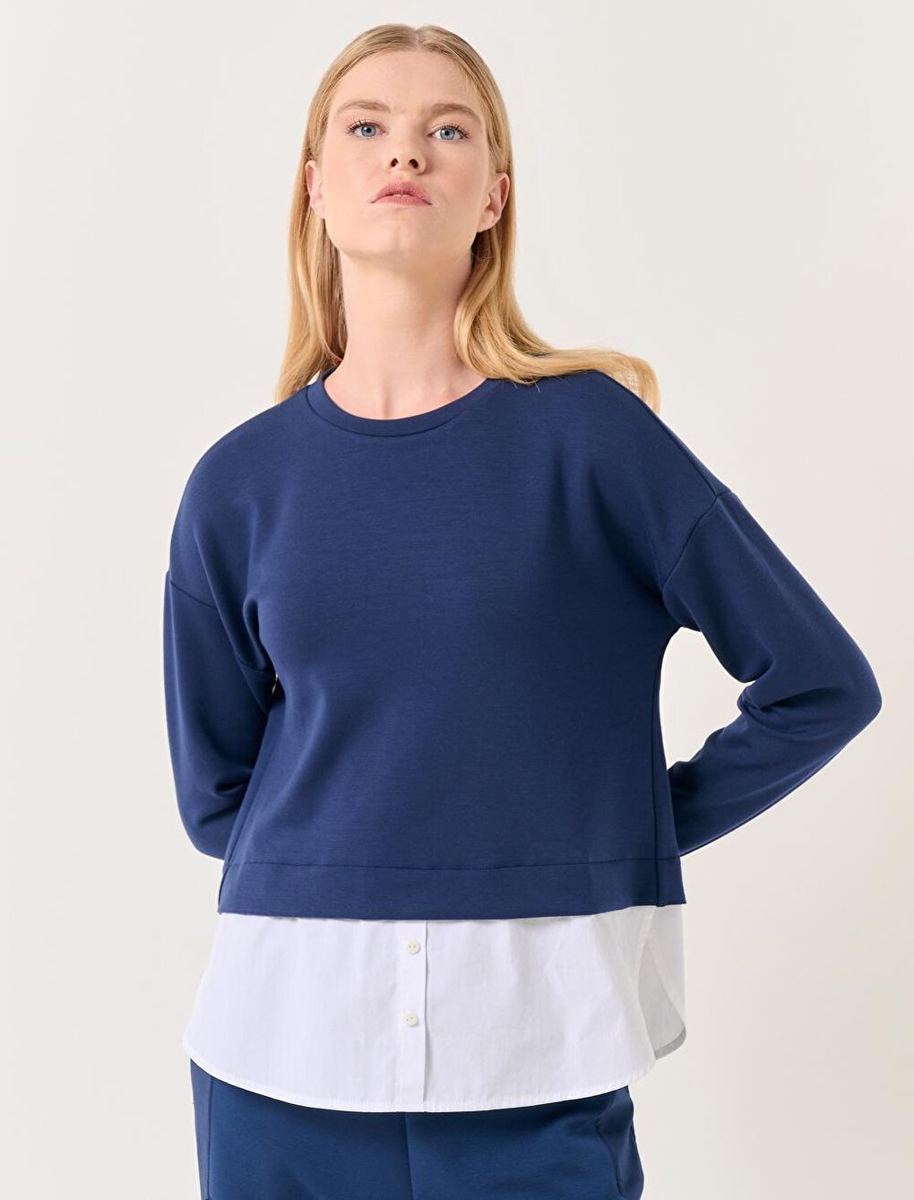 Navy Blue Long Sleeve Crew Neck Sweatshirt