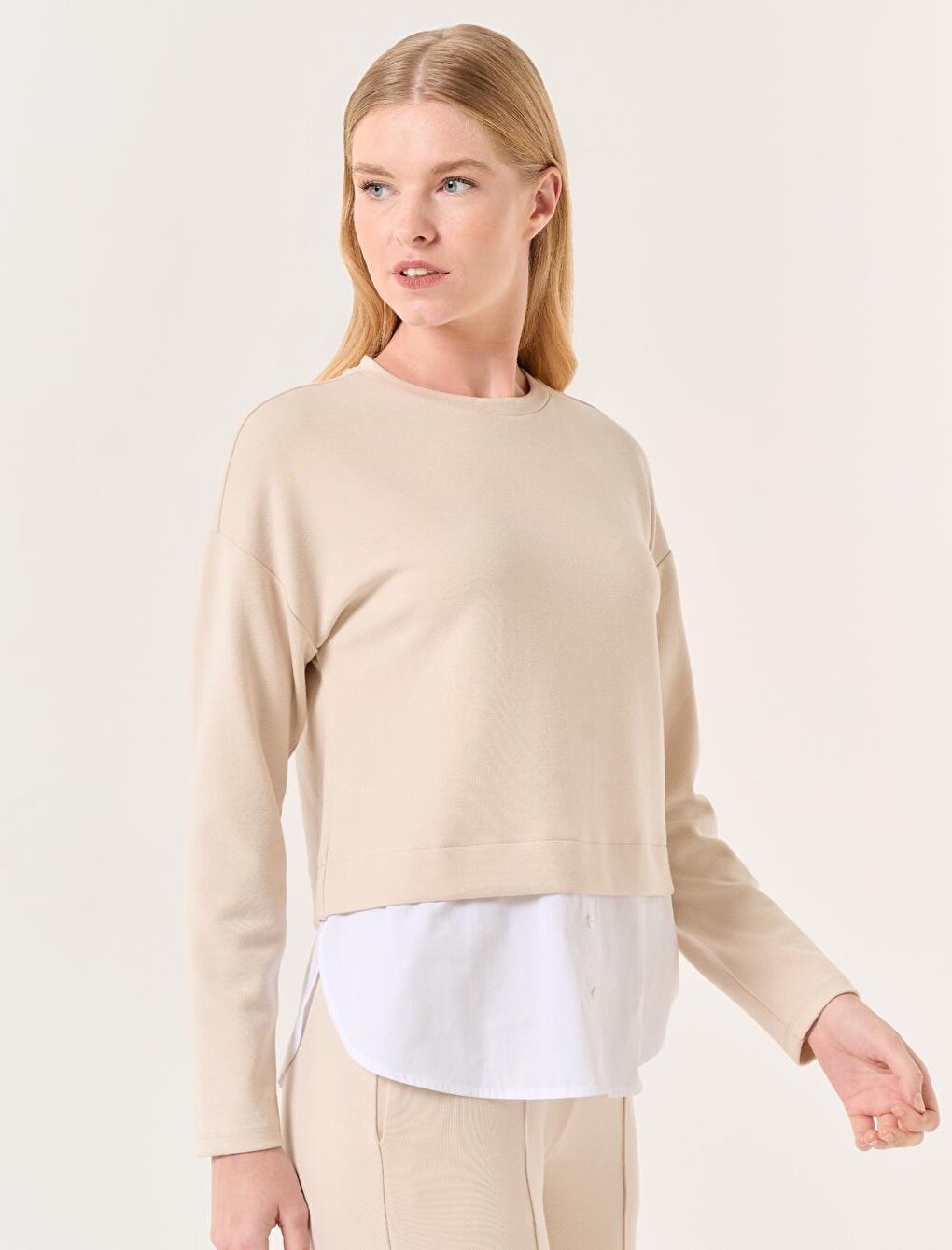 Beige Long Sleeve Crew Neck Sweatshirt