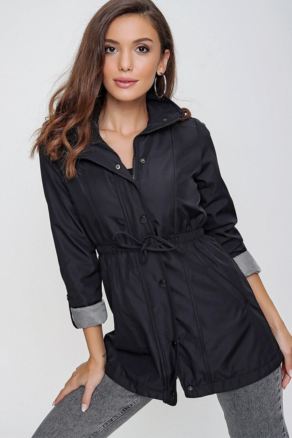 Women's Black Pocket Detailed, Gathered Waist, Lined Trench Coat HZL22W-BD156691