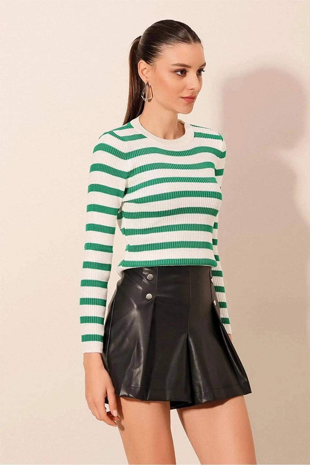 Women's Green Striped Crew Neck Knitwear Sweater