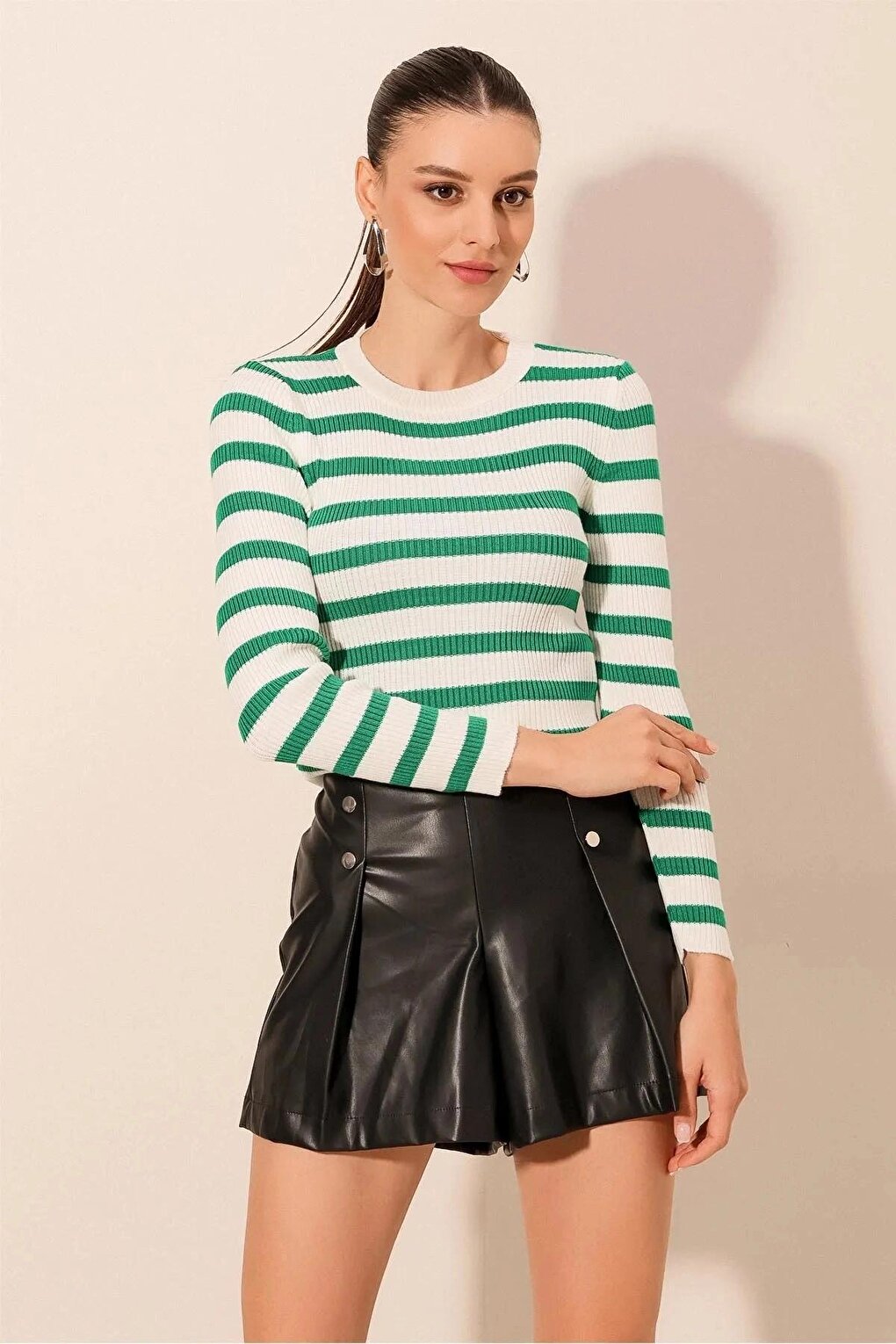 Women's Green Striped Crew Neck Knitwear Sweater