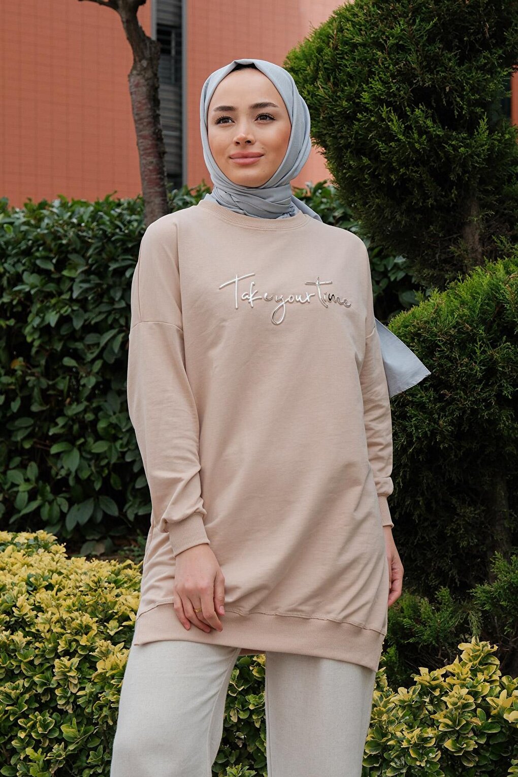 Women's Crew Neck Sweat Cream