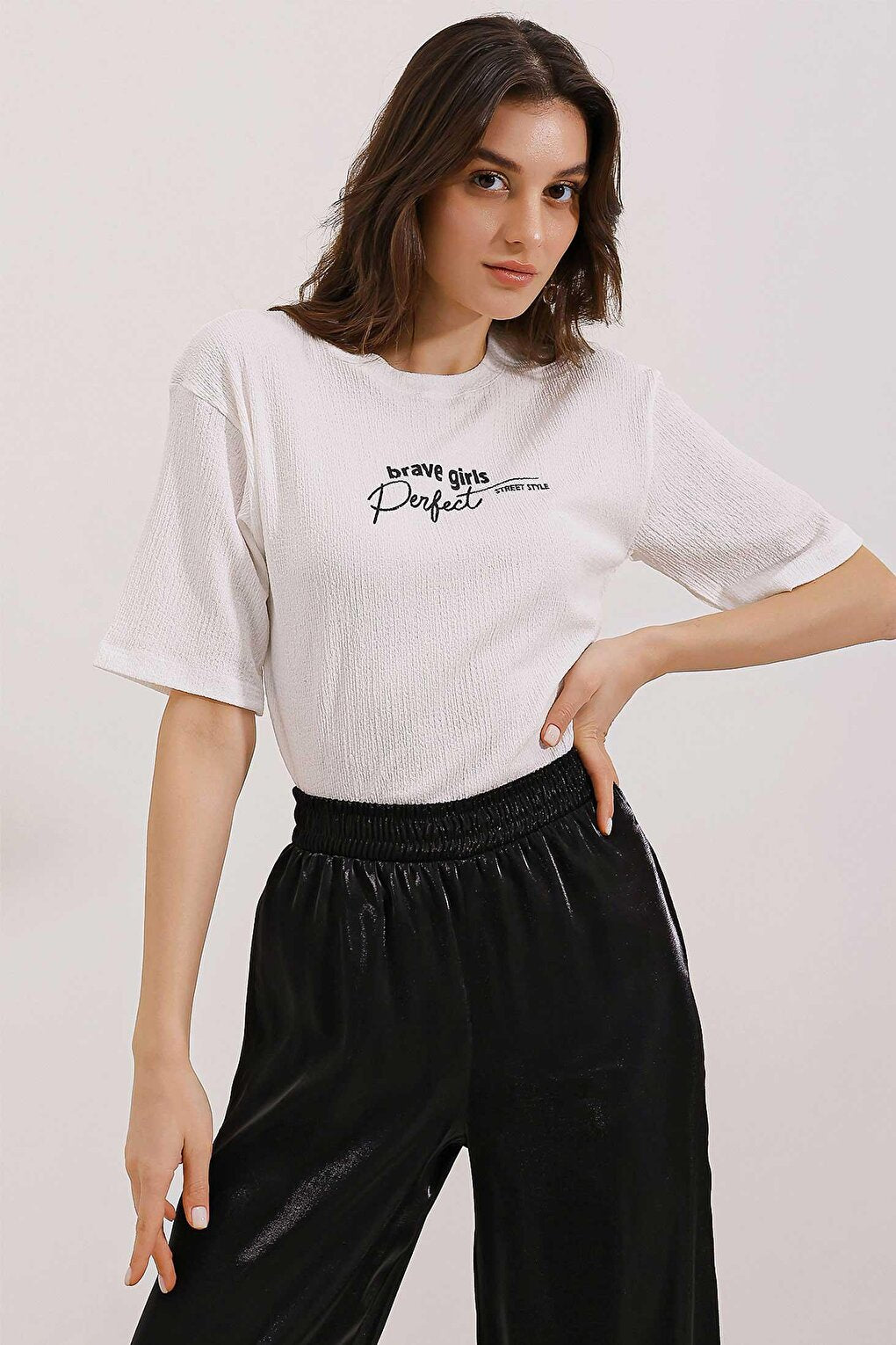 0472 Printed Oversize Knitted T-Shirt - White