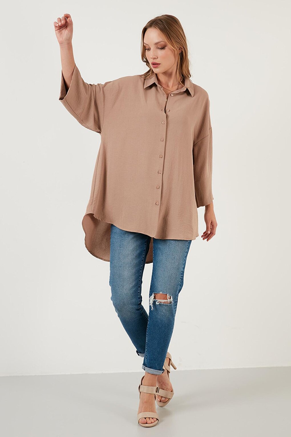 Relaxed Cut Wide Sleeve Long Back Loose Shirt 6057176