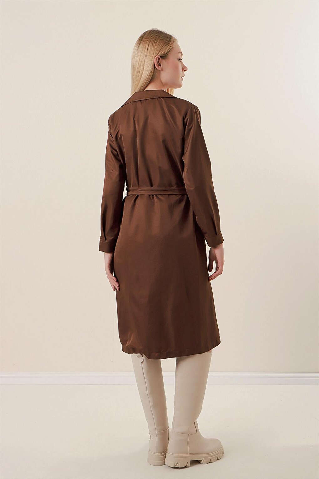 Women's Brown Double Breasted Collar Buttoned Trench Coat with Tie at the Waist