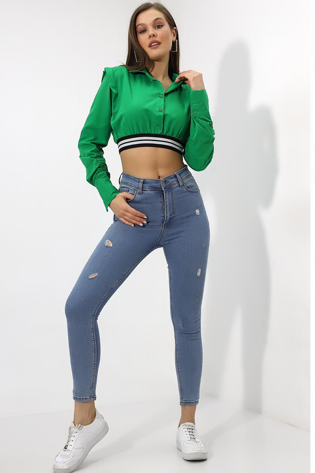 Women's Green Long Sleeve Crop Detailed Poplin Shirt HZL23W-DSB110091