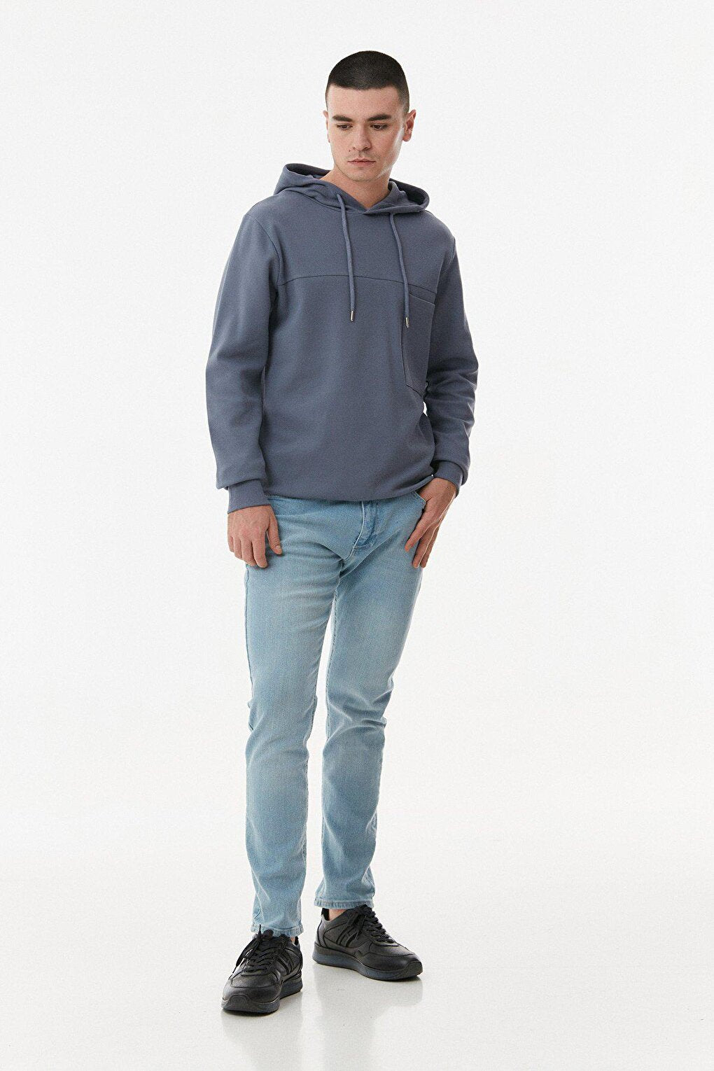 Basic Single Pocket Sweatshirt