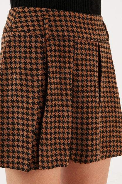 Cotton and Wool Blend Pleated Houndstooth Regular Fit Mini Shorts Skirt 611SR00028