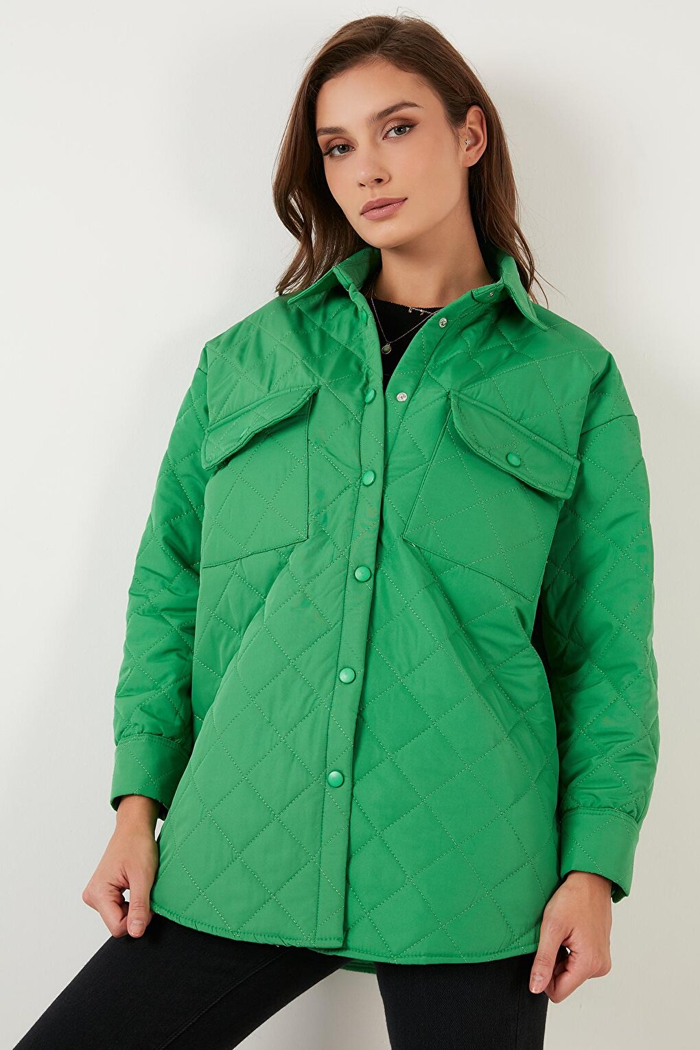 Oversize Pocket Quilted Thin Coat 611MNT01