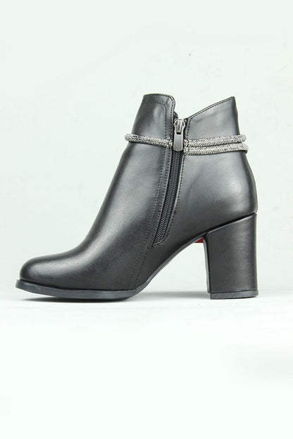 0504 Side Zipper Vegan Leather Heeled Boots Women Black