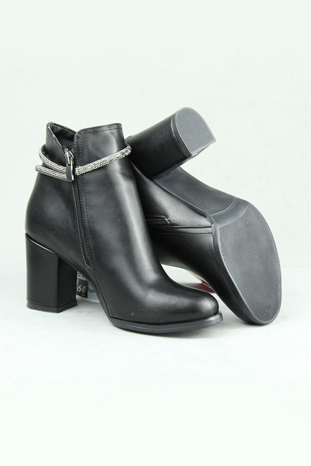 0504 Side Zipper Vegan Leather Heeled Boots Women Black