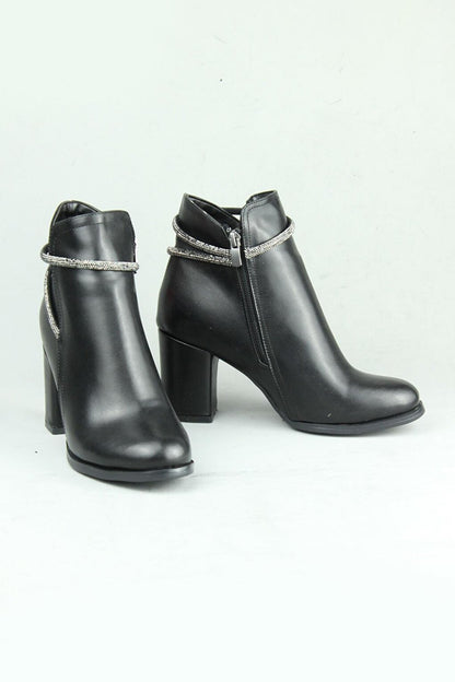 0504 Side Zipper Vegan Leather Heeled Boots Women Black