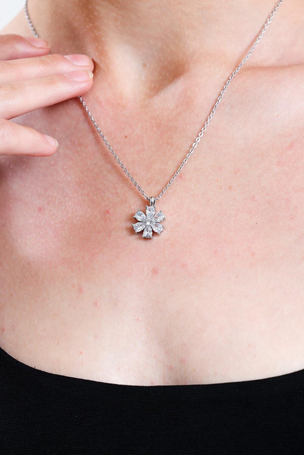 Silver Plated White Drop Stone Flower Necklace