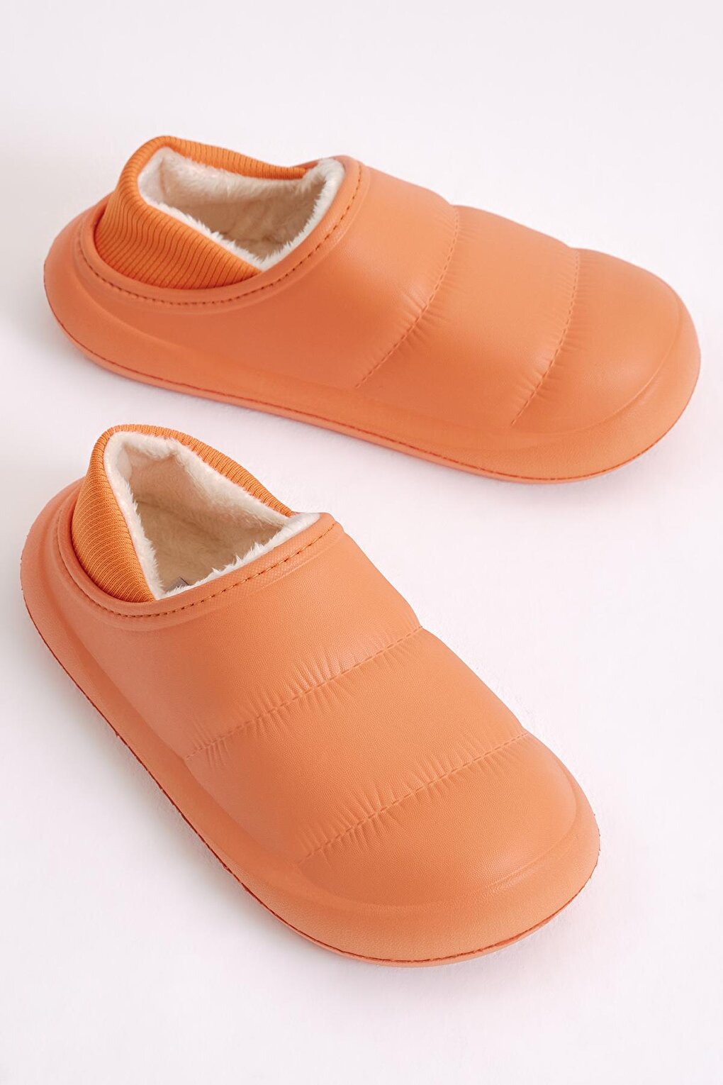 Men's Oranj Comfortable Molded Slippers with Fur Inside