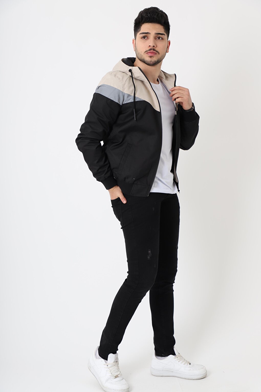 Bill Triangle Piece Hooded Seasonal Coat 1220