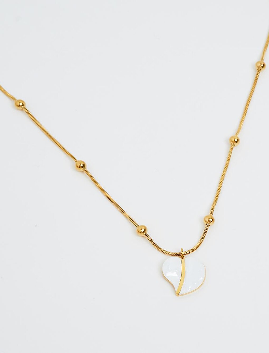 Gold Heart Shaped Ball Detailed Chain Necklace