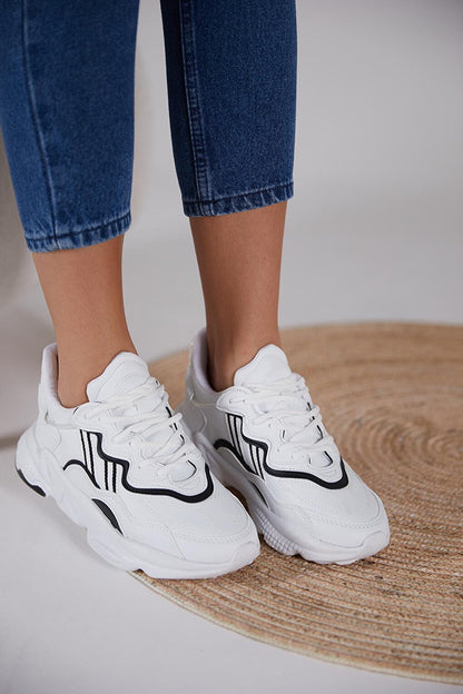 Unisex White Black Sneakers Tb248