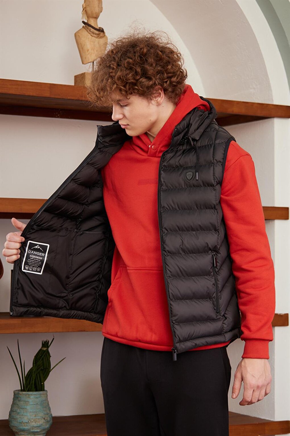 Men's Removable Hooded Standard Mold Puffer Vest Black