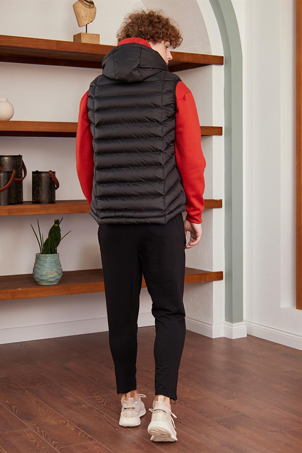 Men's Removable Hooded Standard Mold Puffer Vest Black