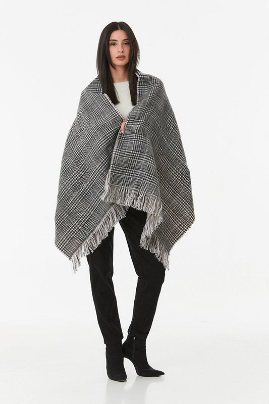 Houndstooth Patterned Soft Textured Shawl