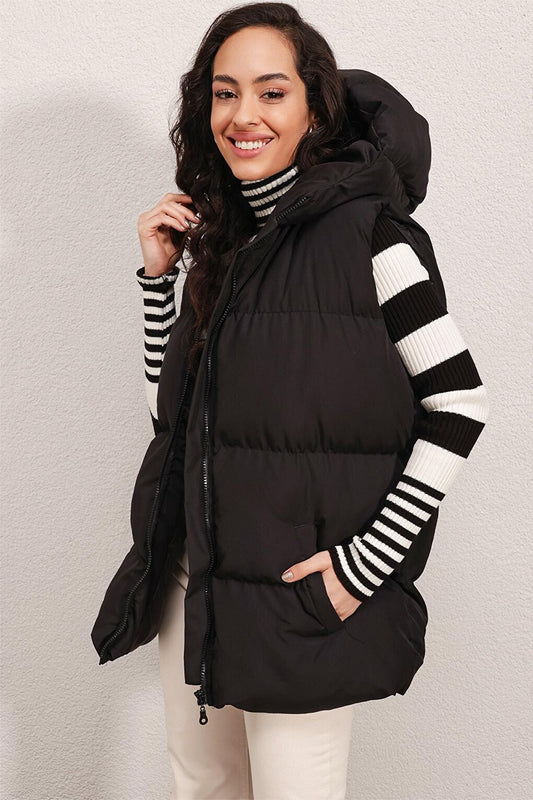 6787 Short Puffer Vest - Black