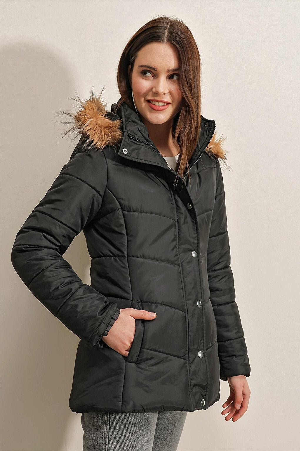 5065 Hooded Puffer Jacket - Black