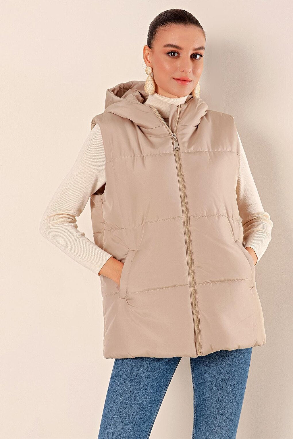 6787 Short Puffer Vest - Beige