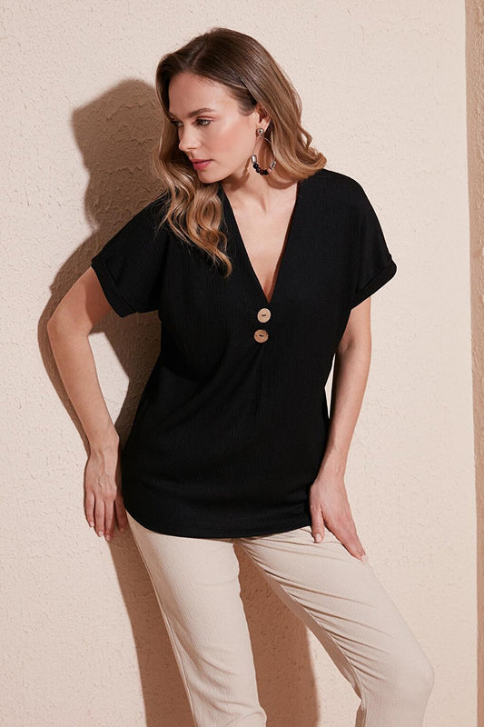 Button Detailed V-Neck Blouse 5865567