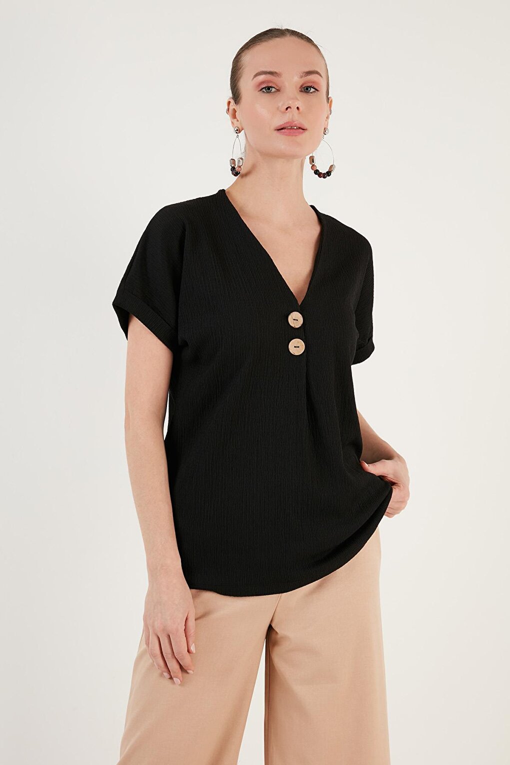 Button Detailed V-Neck Blouse 5865567