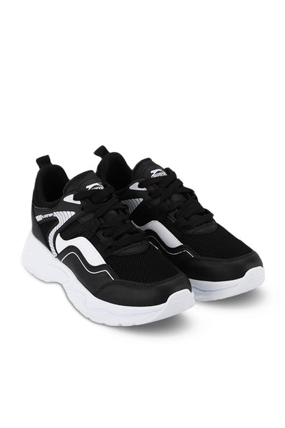 KARME I Sneaker Women Shoes Black / White