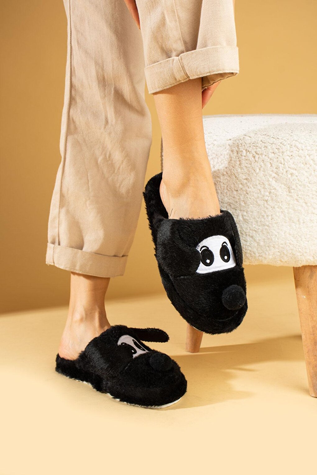 Cute Dog Silent Sole Plush Women Home Slippers P01-29-23