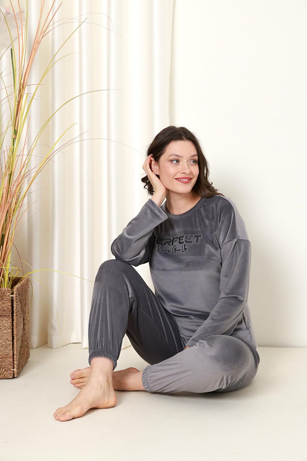 Women's Pajama Set French Velvet Perfect Printed with Elastic Legs Winter Seasonal W20532288