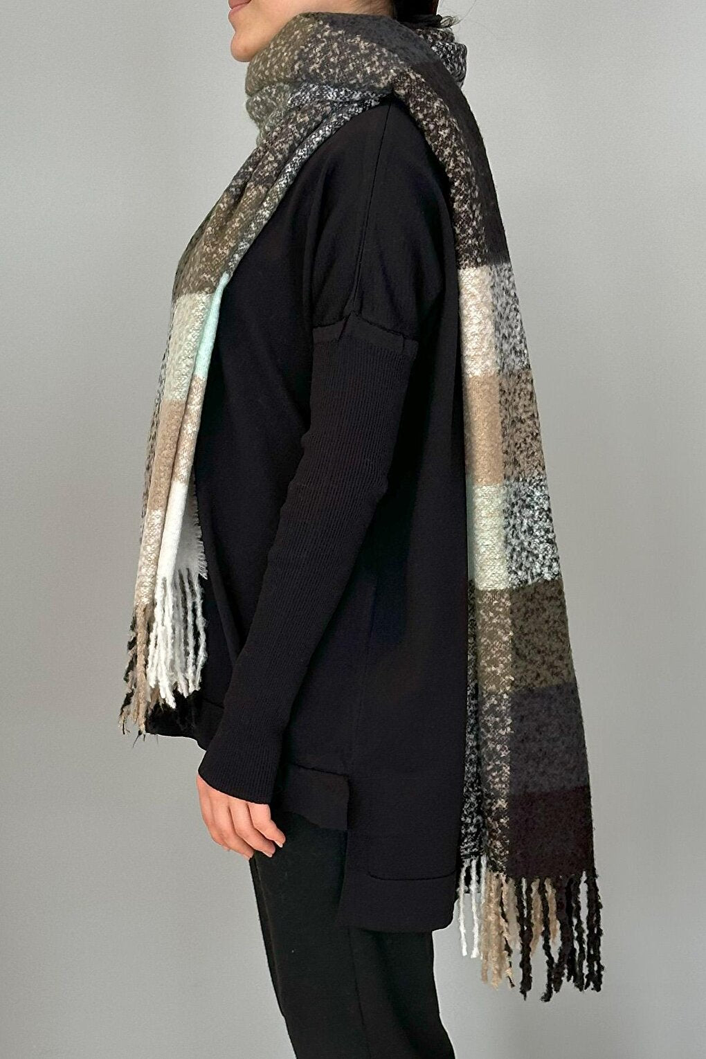 Tasseled Boucle Scarf Shawl 45X200 cm 1292 Black