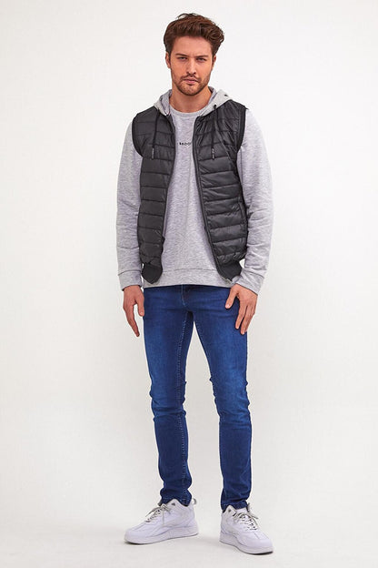 Men's Hooded Slim Fit Quilted Vest SPR22YK190