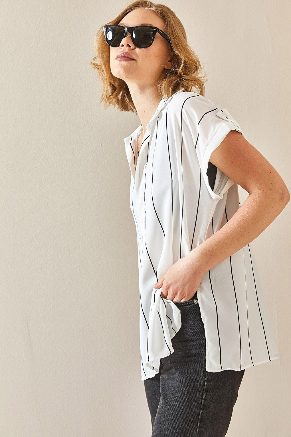 White Striped Polo Neck Oversize Shirt 3YXK2-47080-01